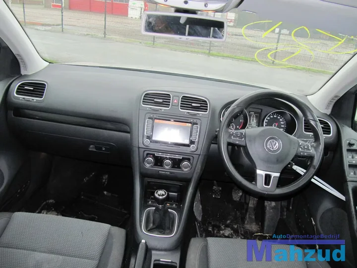 2012-volkswagen-golf-6-16-tdi-demontage-sloop-124 — foto 8