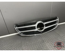 mercedes-w447-vklasse-grille-met-kamera-gat — foto 2