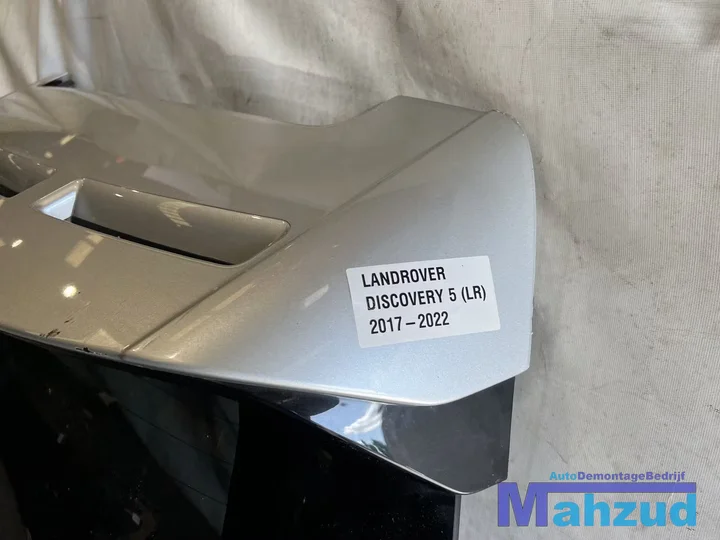 landrover-discovery-5-lr-l462-zilver-grijs-achterklep-20172022 — foto 7
