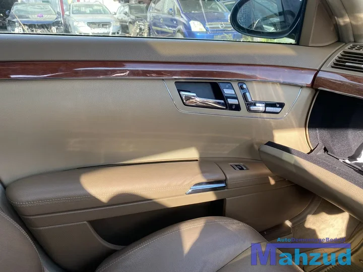 mercedes-s-klasse-w221-s320-cdi-642930-zwart-c197-onderdelen — foto 22
