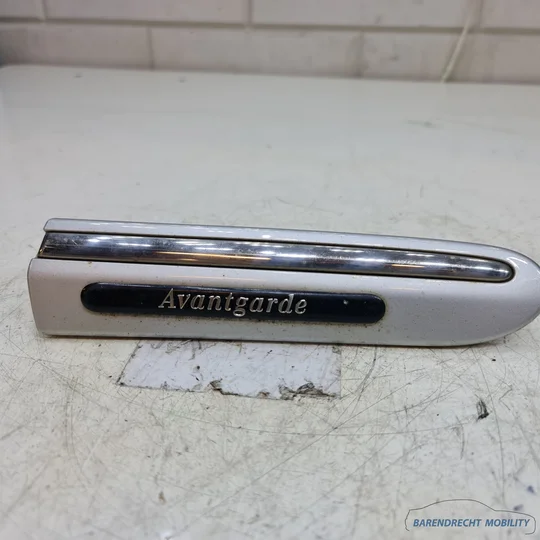 sierlijst-mercedes-w203-s203-c-klasse-stootstrip-links-spatbord-avantgarde-2036904862-origineel-nette-staat-gebruikt — foto 2