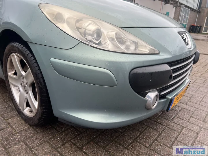 peugeot-307-sw-facelift-licht-groen-ezsd-voorbumper-20022009 — foto 3