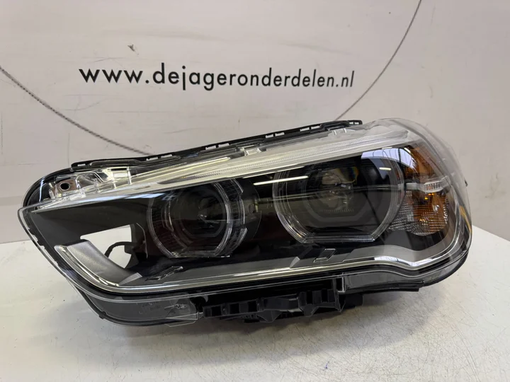 bmw-x1-f48-vol-led-koplamp-links-7428735 — foto 3