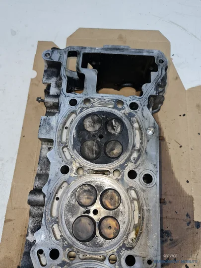 om642-642-mercedes-chrysler-jeep-dodge-pierburg-cilinderkop-links-r6420160901-kapot-origineel-gebruikt-2005-2006-2007-2008-2009-2010-2011-2012-2013-2014-barendrecht-mobility-service — foto 3