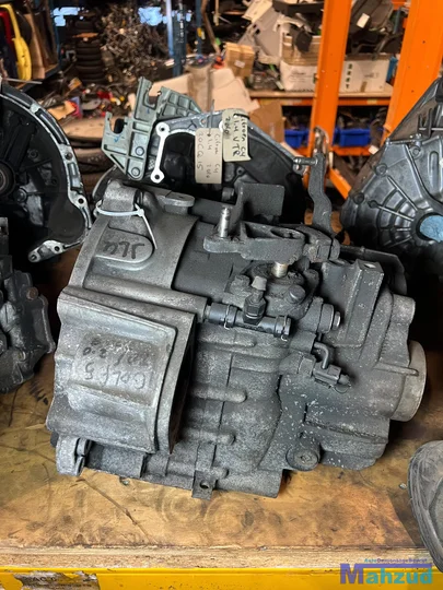 vw-golf-5-20-tdi-versnellingsak-jlu-6-bak-handbak — foto 3