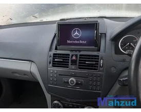 mercedes-c-klasse-w204-navigatie-radio-scherm-2007-2011