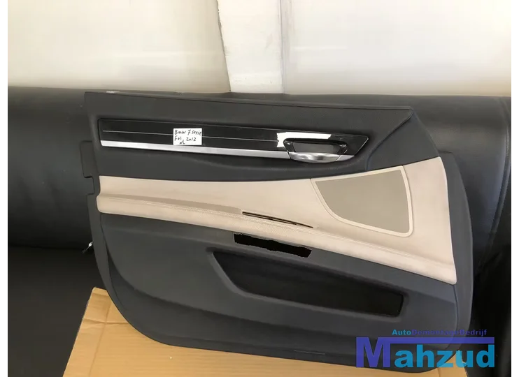 2012 BMW 7 SERIE F01 F02 deurpaneel links voor beige