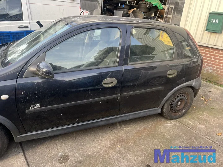 opel-corsa-c-zwart-onderdelen-demontage-20002005 — foto 4