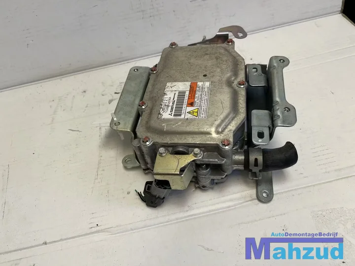 mitsubishi-outlander-phev-verwarming-omvormer-2015-cab411a036a — foto 5