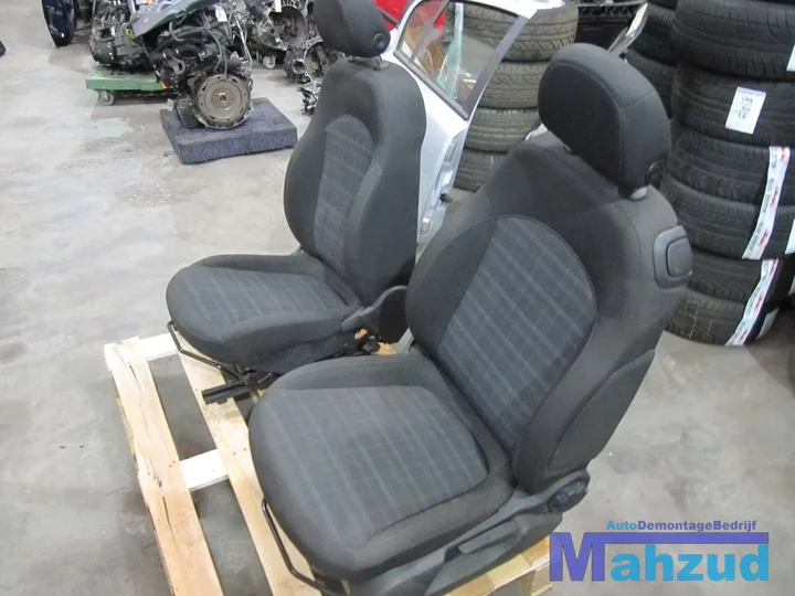 opel-adam-zwart-interieur-stof-compleet-20122019 — foto 2