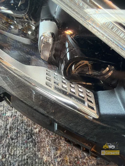 mercedesbenz-cklasse-w206-koplamp-rechts-volled-digital-light — foto 4