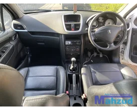 2010-peugeot-207-sport-16-16v-ep6-wit-ewp-onderdelen-17-inch — foto 15