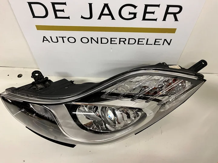hyundai-ix20-koplamp-h7-92102-1k000-rechts — foto 3