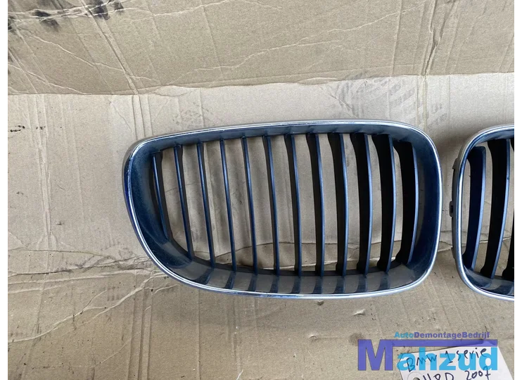 BMW 1 SERIE E81 E82 E87 bumper nier rechts grille 2003-2011