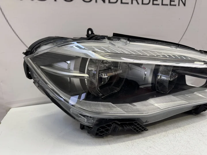 bmw-x5-f15-x6-f16-adaptive-led-koplamp-rechts-7290066-ai06 — foto 3