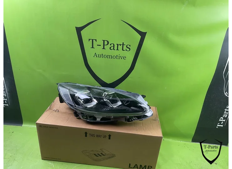 Phare droit Ford Kuga LV4B13E016AH