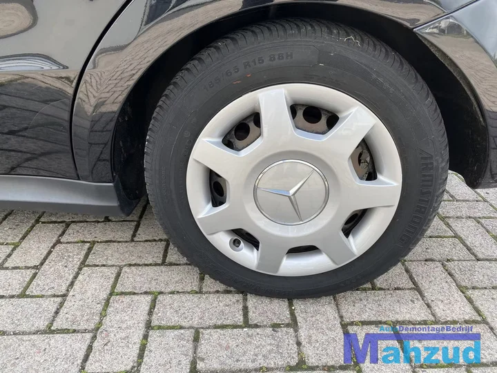 mercedes-aklasse-w169-15-266920-191-zwart-onderdelen-demontage — foto 23