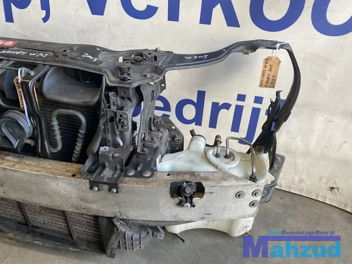 mercedes-cklasse-w203-22-diesel-voorfront-compleet-20002007 — foto 6