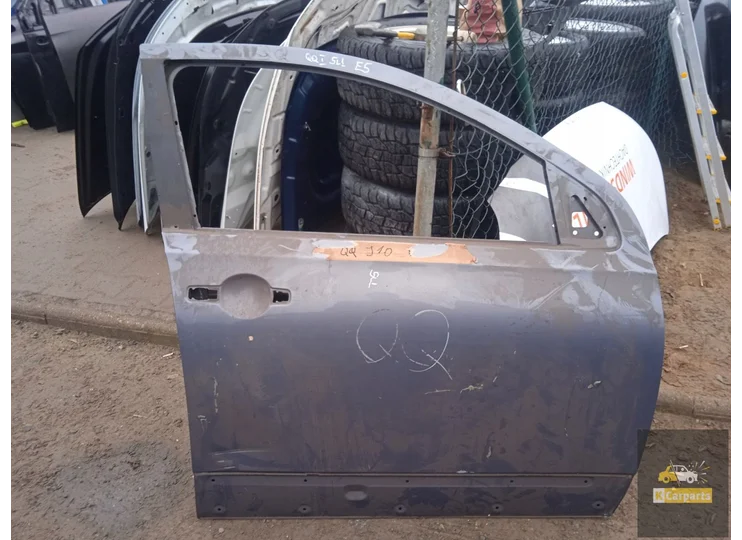 Qashqai J10, porte avant droite