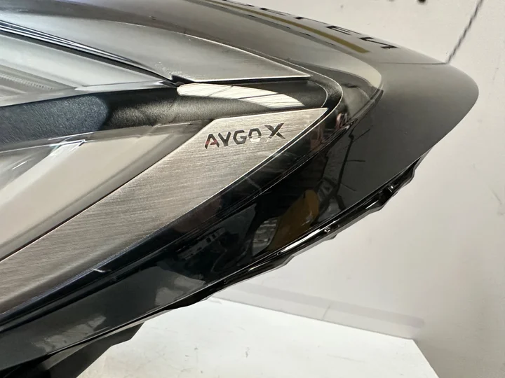 toyota-aygo-x-led-koplamp-links-origineel — foto 2