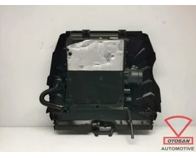 vw-touareg-2018-luchtfilterhuis-motor-afdekplaat-4m0133837f — foto 2