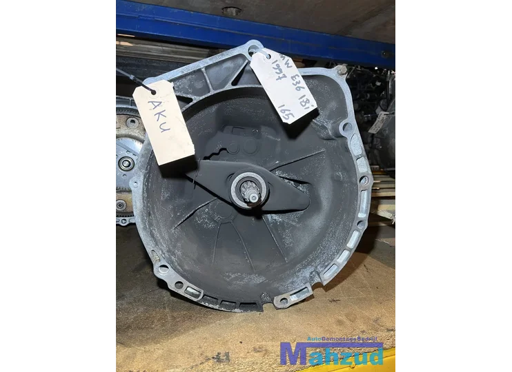 BMW 3 serie E36 1.8I Versnellingsbak 5 bak AKU HANDBAK