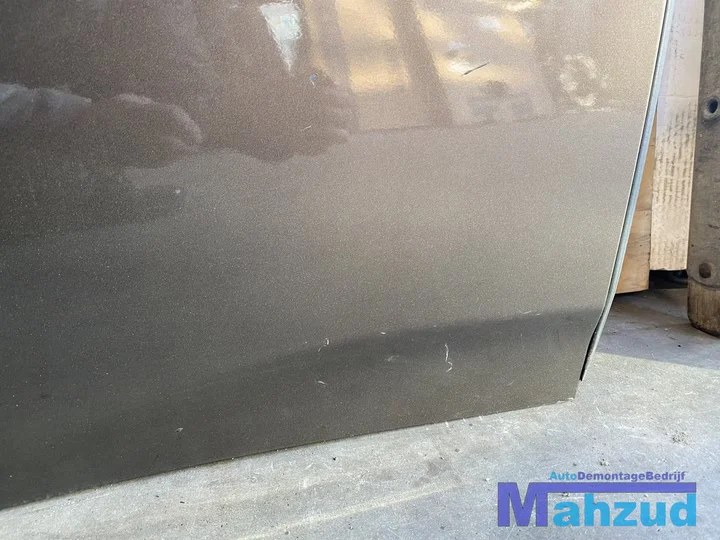 mitsubishi-outlander-phev-grijs-rechts-achter-deur-portier-2015 — foto 5