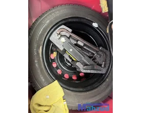 2007-toyota-aygo-10-1krfe-rood-3p0-onderdelen-velgen-motor — foto 15