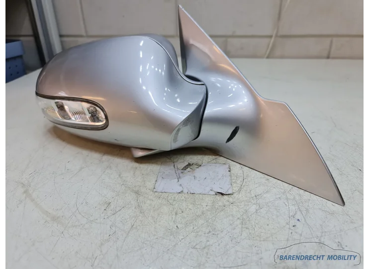 mercedes-a209-c209-w209-clk-klasse-11pins-buitenspiegel-rechts-passagierskant-grijs-zilver-origineel-nette-staat-gebruikt-buiten-spiegel-led-knipperlicht-dimmend-2002-2003-2004-2005-2006-2007-2008-2009-barendrecht-mobility-service