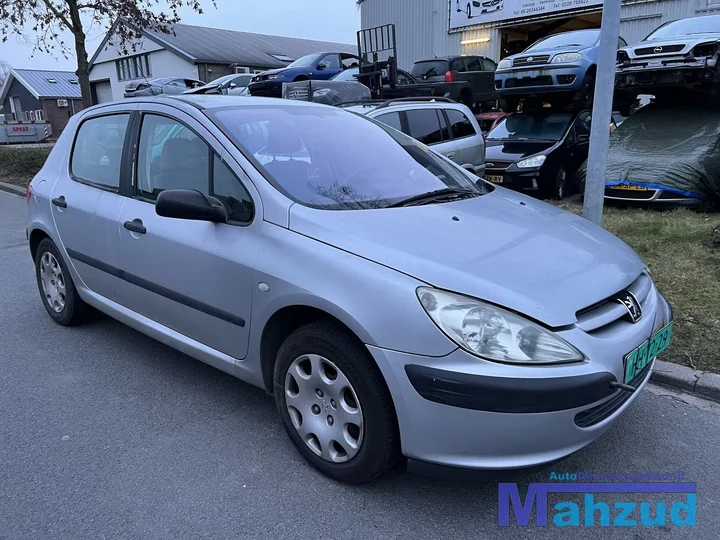 peugeot-307-14-kfw-eycc-zilver-sloop-onderdelen-motor — foto 7