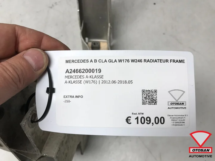 mercedes-a-b-cla-gla-w176-w246-radiateur-frame-a2466200019 — foto 3