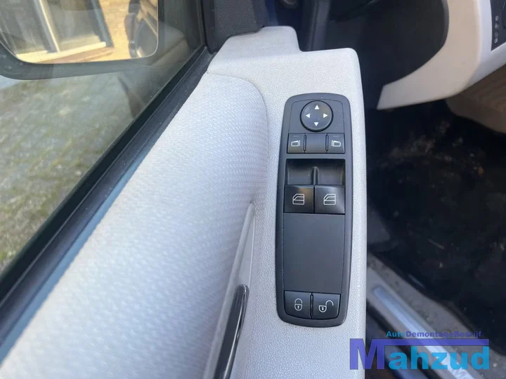 b-klasse-w245-middenconsole-dashboard-interieur-delen-0511 — foto 10
