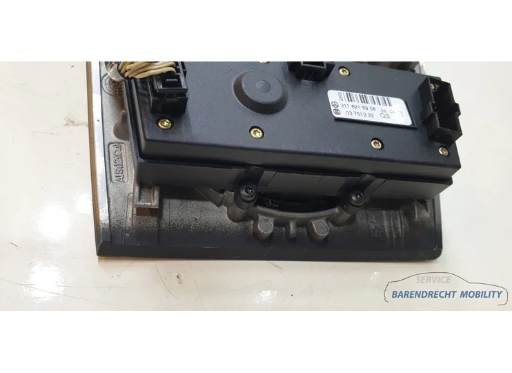 mercedes-w211-s211-e-klasse-elegance-pook-knop-pookknop-a2112671110-zwart-bruin-houten-inleg-origineel-nette-staat-gebruikt-versnellingspookknop-schakelpookknop-schakelen-2002-2003-2004-2005-2006-2007-2008-2009-barendrecht-mobility-service
