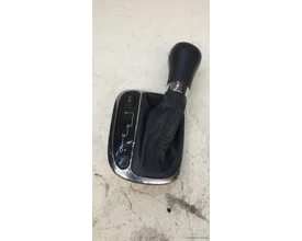 lederen-pook-knop-w203-w209-c-clk-mercedes-pookknop-automaat-a2032672111-hoes-origineel-gebruikt-prnd-2002-2007 — foto 3