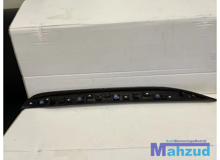 peugeot-2008-links-achter-deur-chrome-strip-20132019-9806404877