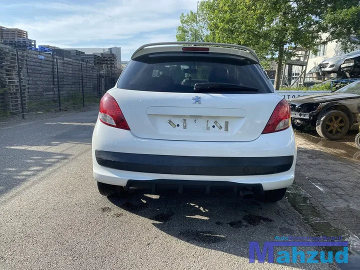 2010-peugeot-207-sport-16-16v-ep6-wit-ewp-onderdelen-17-inch — foto 5