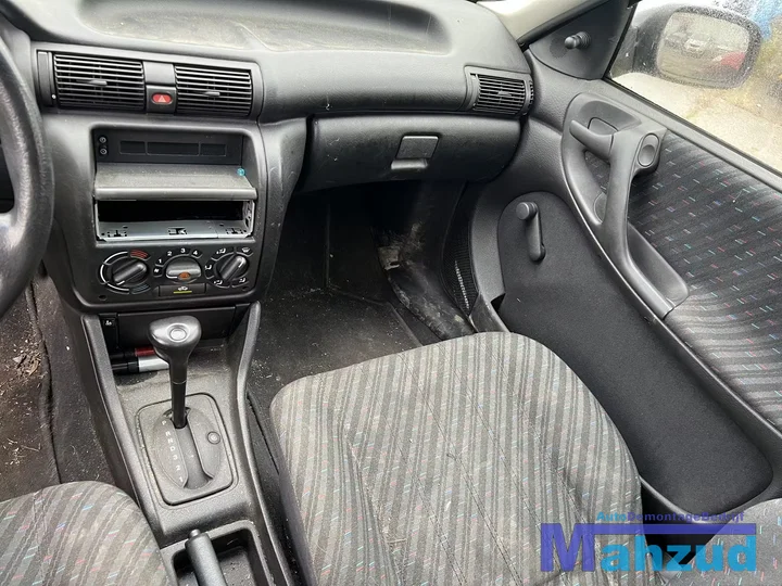 1994-opel-astra-f-hatchback-16i-bruin-z549-x16sz-onderdelen-demontage — foto 12