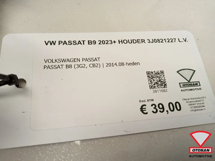 vw-passat-b9-2023-zijscherm-houder-3j0821227-links-voor — foto 4