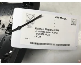 renault-megane-iv-2018-luchtrooster-achter-969308372r — foto 3