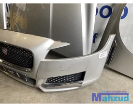 jaguar-xf-x260-creme-voorkop-front-2015 — foto 4