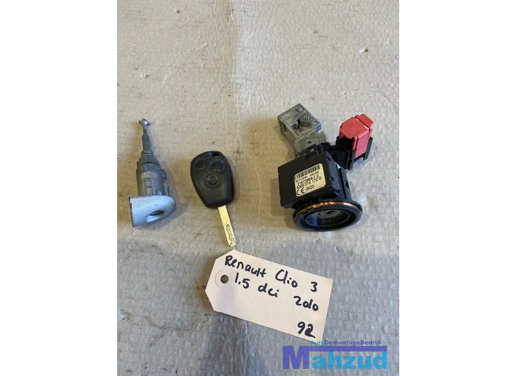2010 RENAULT CLIO 3 Slotenset contactslot set 8200214173G