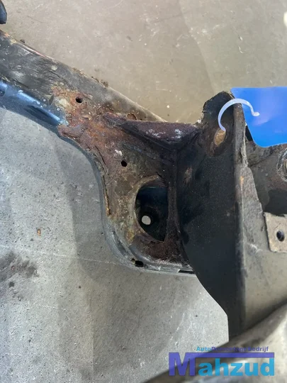 mercedes-slk-r171-subframe-voor-20052011 — foto 5