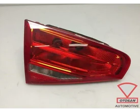 audi-a4-8k-b8-2014-facelift-sedan-achterlicht-links-binnen