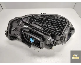 a1779060503-mercedes-aklasse-w177-multibeam-1-module-lamp-links — foto 4
