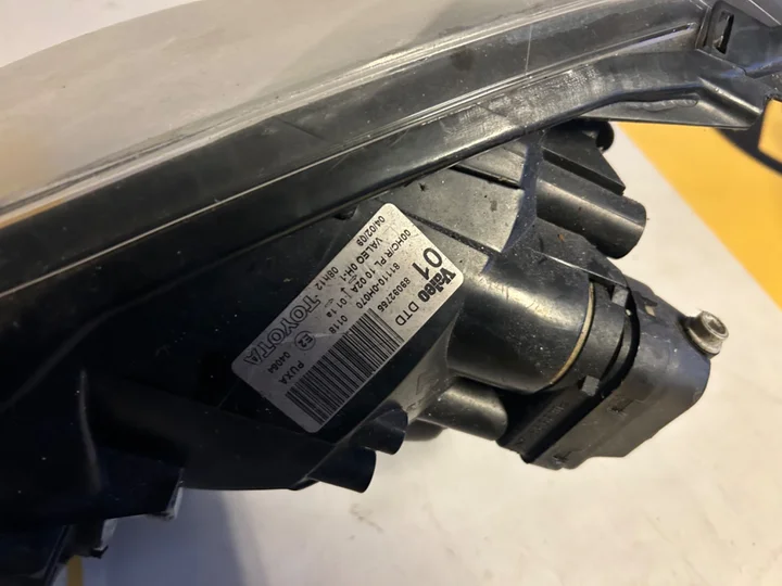 toyota-aygo-rechts-voor-koplamp-89553100-origineel-koplamp — foto 4