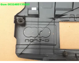 04e103925c-motorafdekplaat-a3-afdekkap-motor-a3-8v-e-tron — foto 12