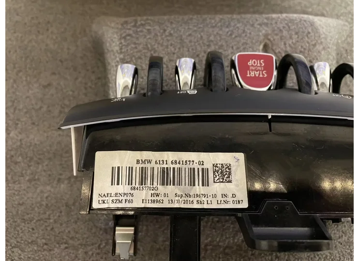 mini-countryman-f60-startstop-schakelaar