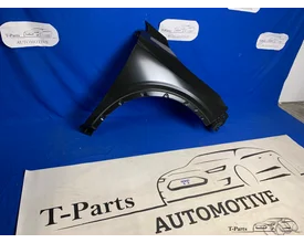 nissan-qashqai-rechts-zijscherm-spatbord-voorscherm-nieuw
