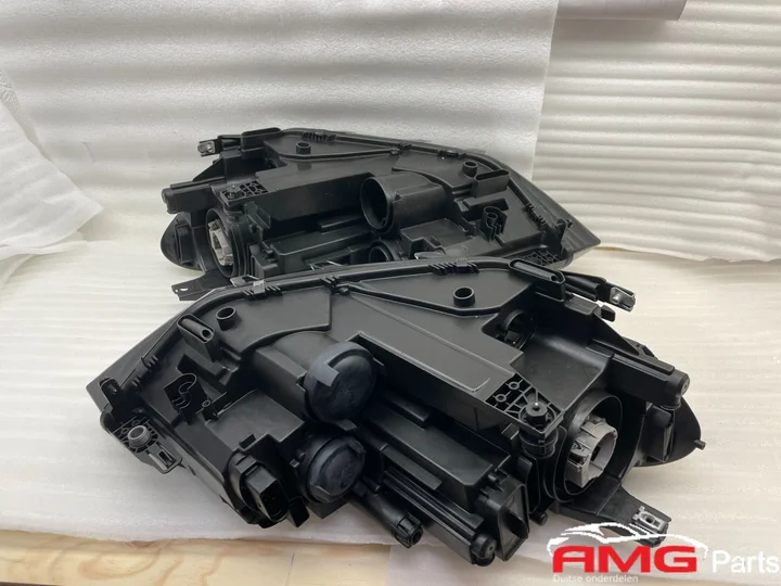 vw-touran-koplampen-l-en-r-5tb941005a-5tb941006a — foto 3