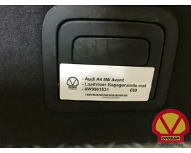 audi-a4-8w-avant-laadvloer-bagageruimte-mat-8w9861531 — foto 2